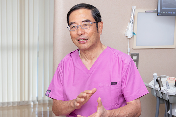 佐藤和典院長、佐藤ちづるさん 佐藤歯科医院6
