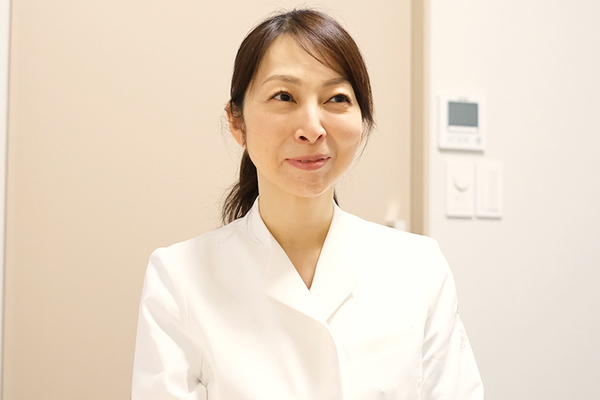 衛藤明子院長 あきこ天神クリニック6