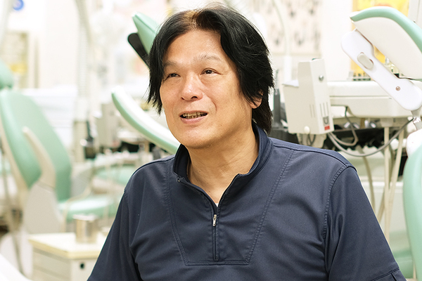江口康久万院長 江口歯科・矯正6