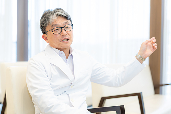 江崎孝徳院長 えさきクリニック6