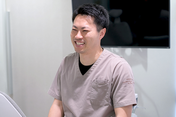 筒井佑院長 TASUKU DENTAL OFFICE6
