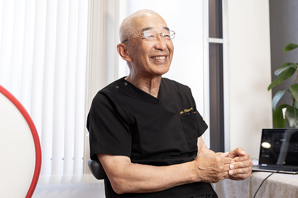 坂野晃院長 ばんの歯科6