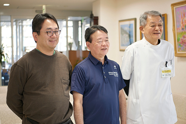 川原和也院長、松本秀一朗先生、萱島恒善先生 川原腎・泌尿器科クリニック6