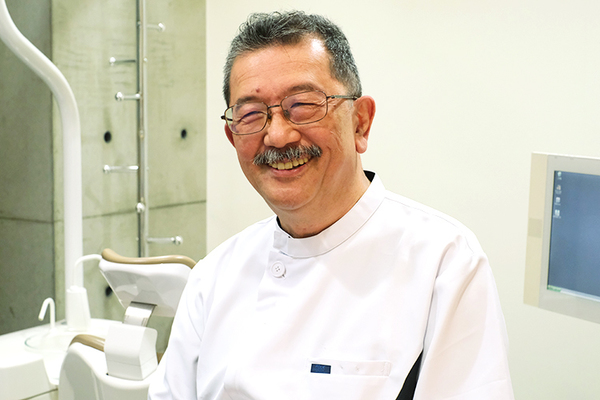 六人部慶彦院長 むとべデンタルクリニック6