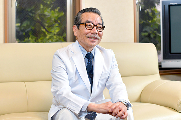 浅山邦夫院長 浅山眼科医院6