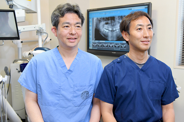伊藤創平理事長、塚田大幹院長 医療法人社団創世会 ITO DENTAL OFFICE6