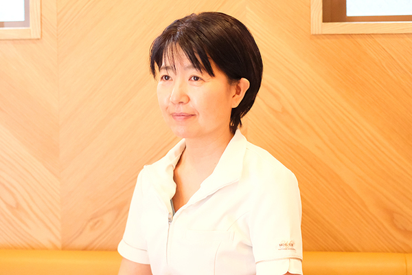 清原あずさ院長 早川医院6