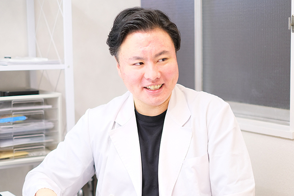 渡部晃三院長 KPlusクリニック6