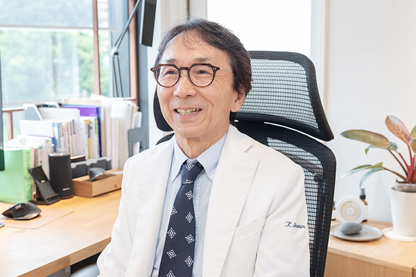 篠原一之院長 キッズハートクリニック外苑前6