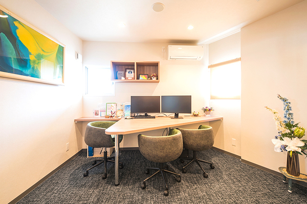 野村周平院長、野村昌利理事長 野村歯科医院6