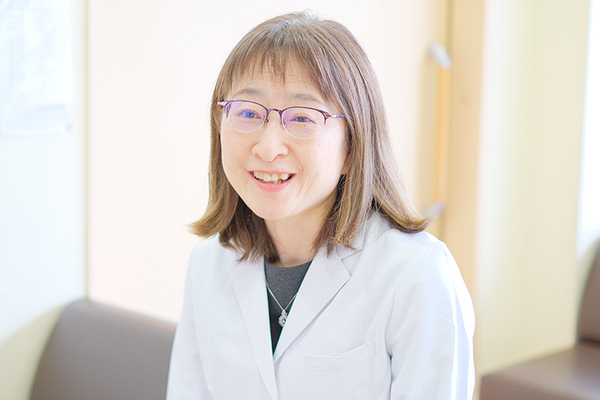 宮永禎子所長 英診療所6
