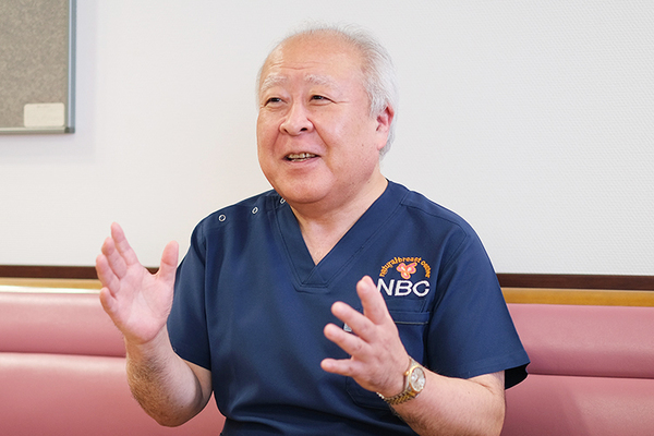 上西幹洋理事長 うえにし乳腺消化器クリニック6