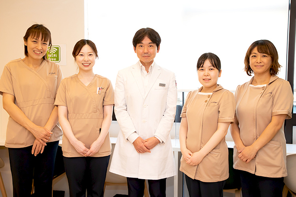 三戸部慈実院長 国立の森ファミリークリニック6