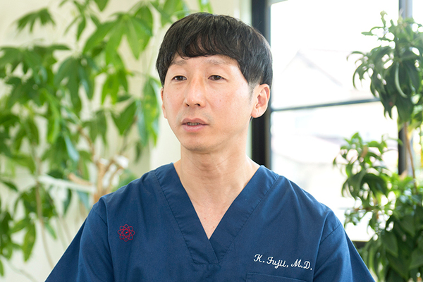 藤井謙太郎院長 藤井脳神経外科6