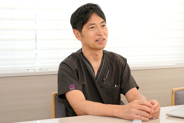 秋庭恭院長 ふれあいの丘デンタルクリニック　秋庭矯正歯科6