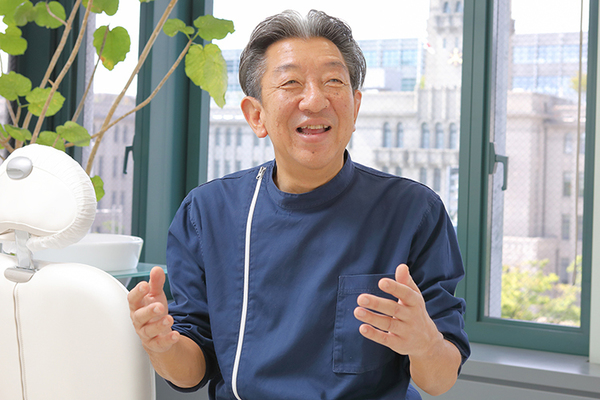松井勇樹院長 葵診療所歯科6
