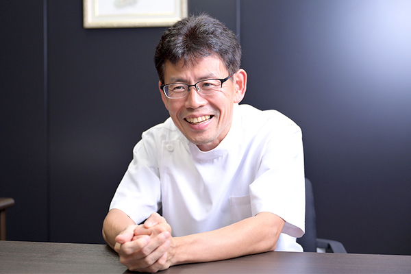 河井誠理事長 かわいクリニック6