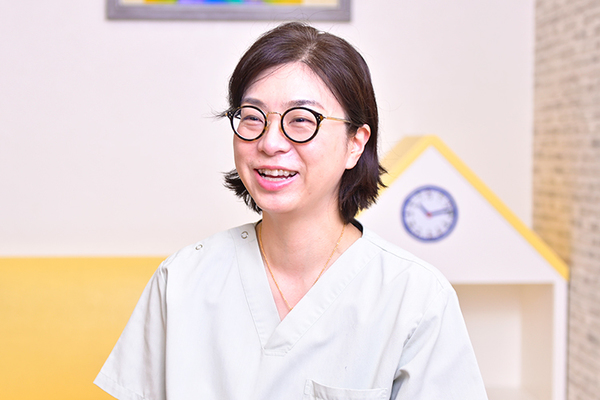 藤本智子院長 池袋西口ふくろう皮膚科クリニック6