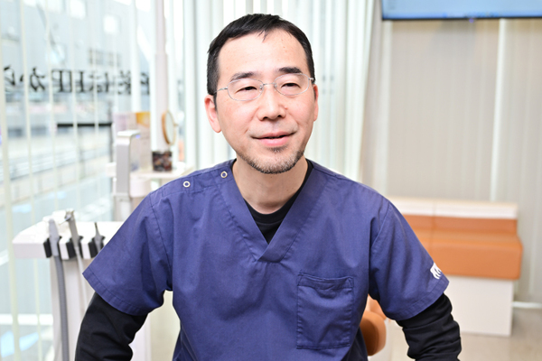 岩崎敏行理事長 シャイニングデンタルクリニック6