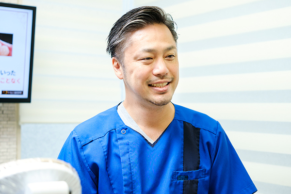 豊村康太先生 トヨムラ歯科医院6