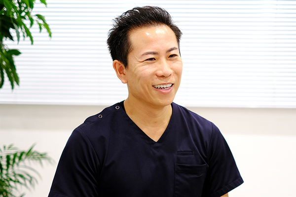 菅野友太郎院長 沢田通り歯科・予防クリニック6
