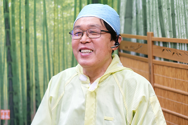 高橋孝院長 タカシデンタルクリニック6