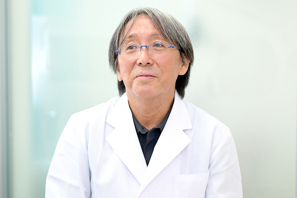 足立篤志院長 足立歯科医院6