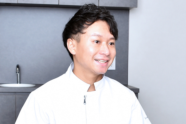 谷口雅俊院長 たにぐち歯科センタービルクリニック6