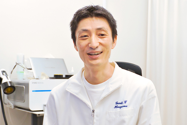 平山尚理事長 大阪梅田紳士クリニック6