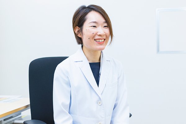 鳴釜ゆり子院長 クリニックプラス中野6