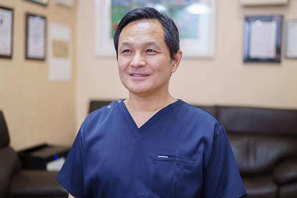 佐藤仁理事長 八重洲中央歯科6