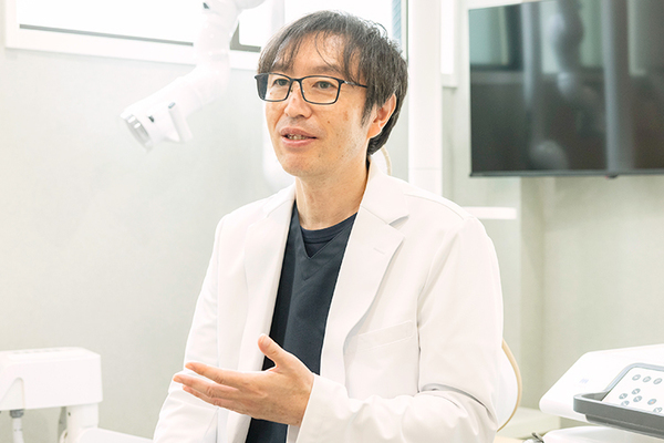 村岡渡院長 恵比寿あごと歯のクリニック6
