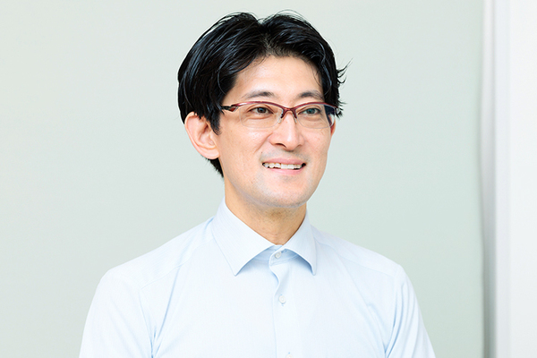 村松英之院長 きずときずあとのクリニック豊洲院6