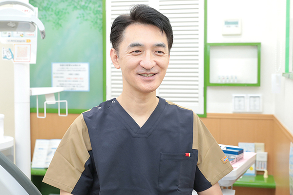 河上雅英院長 エスト歯科イオンスタイルせんげん台6