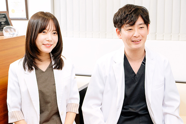 鹿乃さやか院長、菊地雅己副院長 ドルミーレデンタルオフィス表参道6