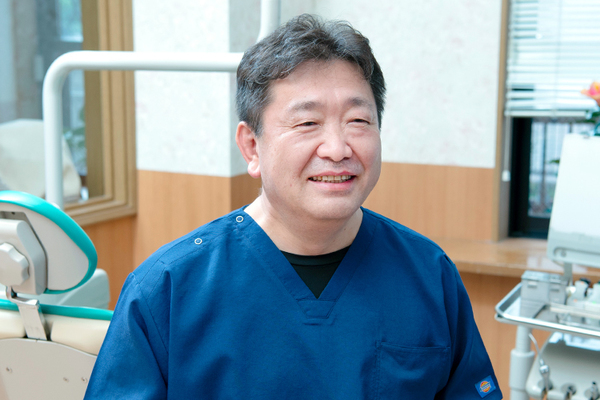 本橋三男院長、本橋侑也先生、本橋拓樹先生 本橋歯科医院6