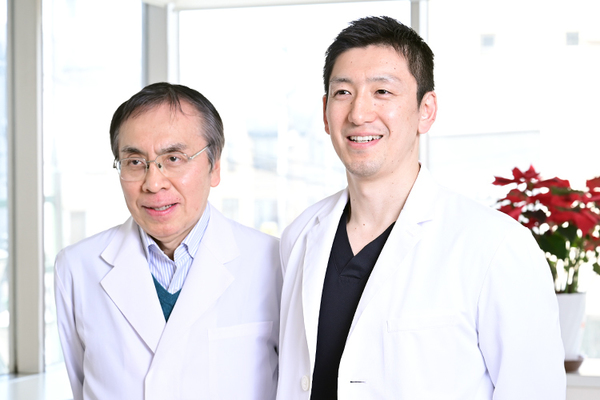 山高謙一院長、山高謙副院長 西八王子やまたか消化器内視鏡クリニック6