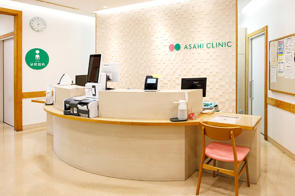 西口潤院長、西口園惠先生 あさひクリニック6