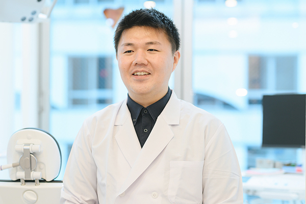 齋藤翔院長 あいおい歯科グループ 池袋駅前歯医者・矯正歯科6