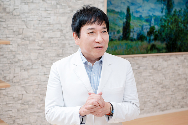 高原太郎院長 高原クリニック イノベーティブスキャン6