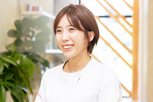 広瀬杏里院長 天神AN矯正歯科6