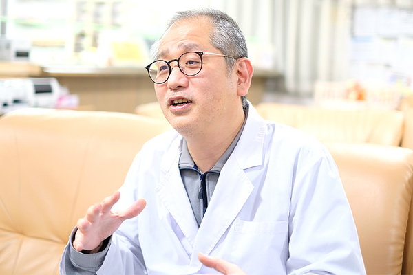 鶴岡信栄院長 有秋台医院6