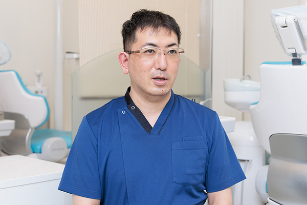 岩本忠士院長 いわし歯科6