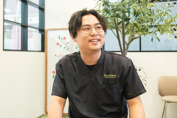 寺岡徳光院長 ウィズデンタルオフィス6