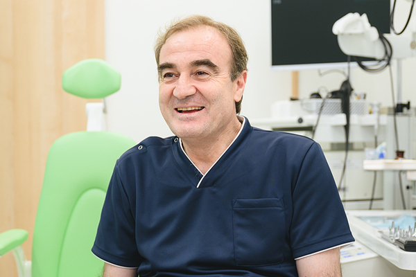 グンデゥズメーメット院長 千葉ニュータウン駅前耳鼻咽喉科クリニック6