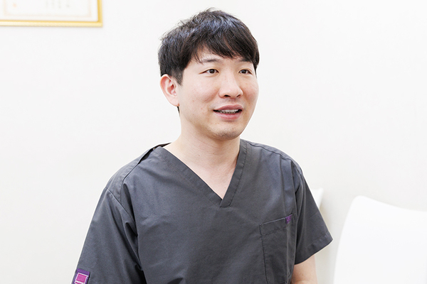 赤崎公星理事長 ハミール東京デンタルオフィス小川町6