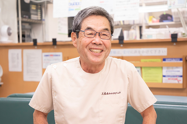 比嘉正祐院長 三鷹痛みのクリニック6