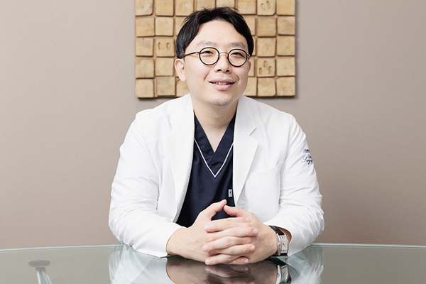 井藤尚武院長 八王子クリニック新宿6