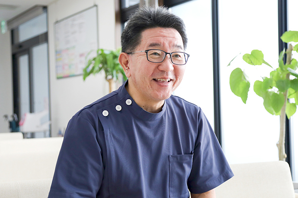 眞鍋博明院長 まなべ脳・脊椎クリニック6