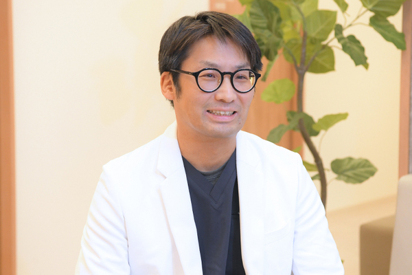 依田雄介院長 柏駅東口オーク消化器内科・内視鏡クリニック6